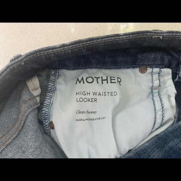 MOTHER Looker Clean Sweep High Waisted Jeans - Picture 7 of 12